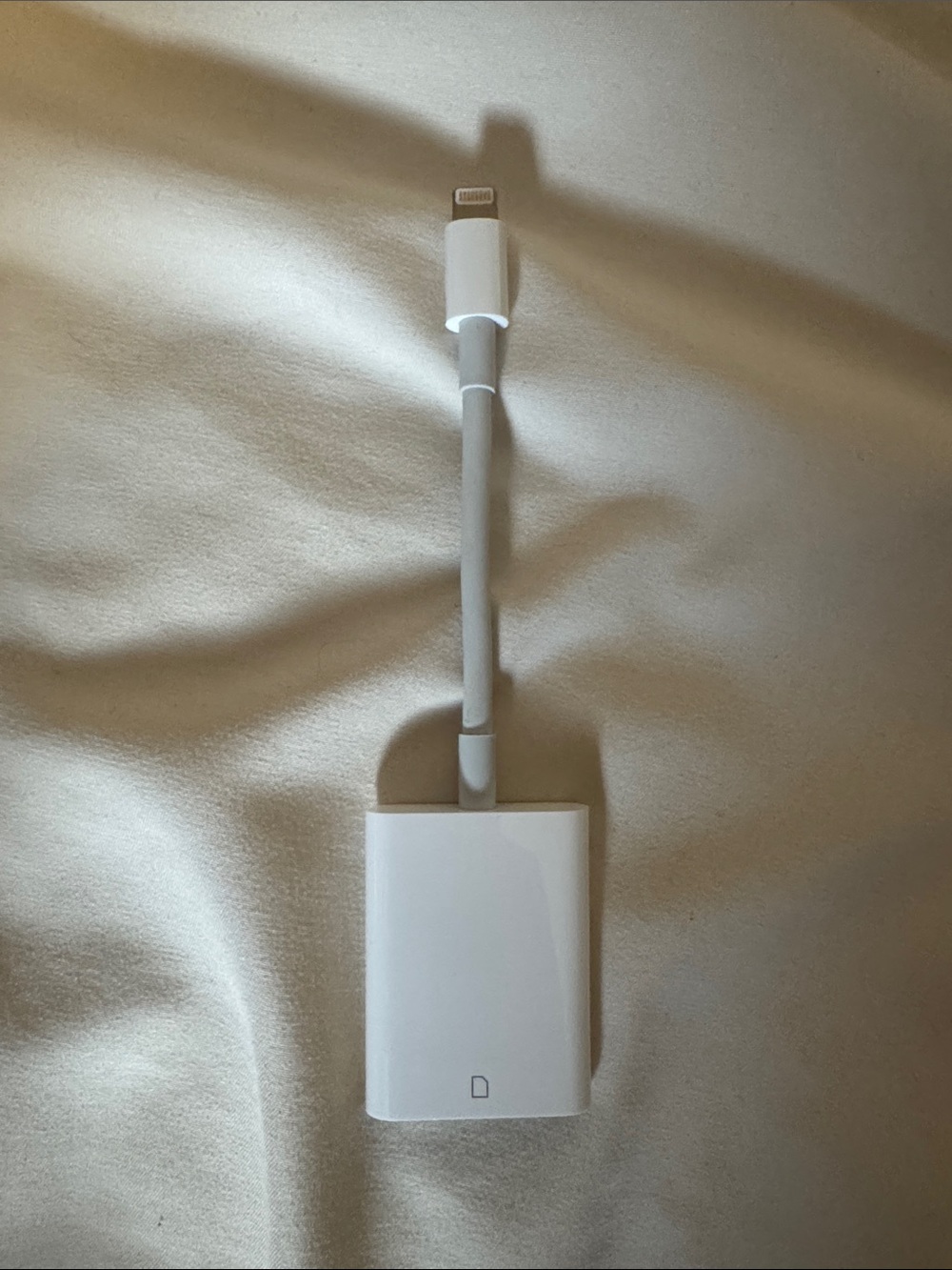 Apple Lightning to SD Card Camera Reader